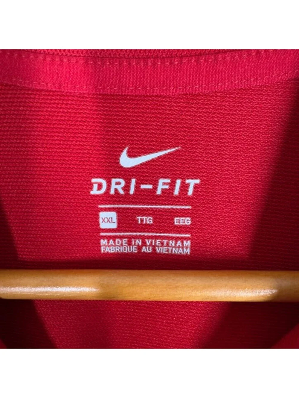 Nike Activewear Polo Shirt Women 2XL Red Button Collared Short Sleeve Dri Fit